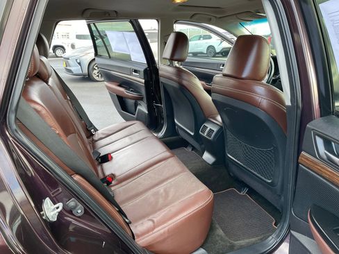 Used 2013 Subaru Outback 3.6R Limited w/ Special Appearance Pkg image 16