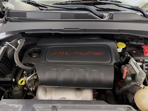 Used 2022 Jeep Compass Limited AWD/4WD image 35