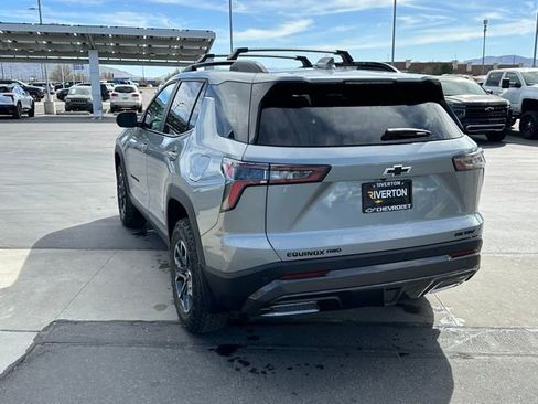 New 2026 Chevrolet Equinox ACTIV AWD/4WD image 22