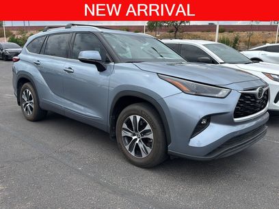 Used 2022 Toyota Highlander XLE