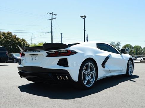 Used 2023 Chevrolet Corvette Stingray Convertible w/ Z51 Performance Package RWD image 13