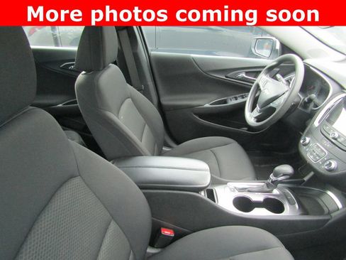 Used 2023 Chevrolet Malibu LT FWD image 11