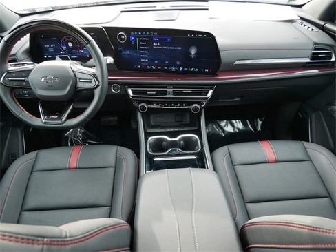 Used 2024 Chevrolet Traverse RS w/ LPO, Floor Liner Package image 12