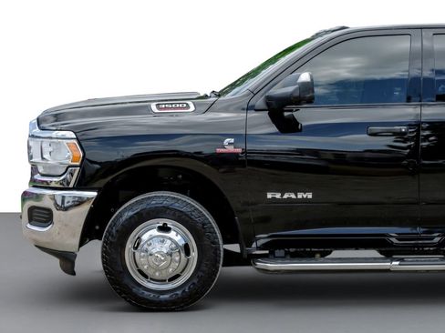 Used 2022 RAM 3500 Tradesman w/ Max Tow Package RWD image 10