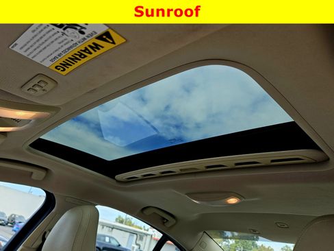 Used 2018 Volvo S60 T5 Dynamic w/ Vision Package image 23