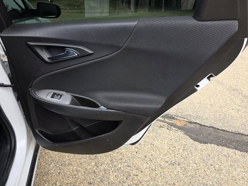 Used 2020 Chevrolet Malibu LT FWD image 19