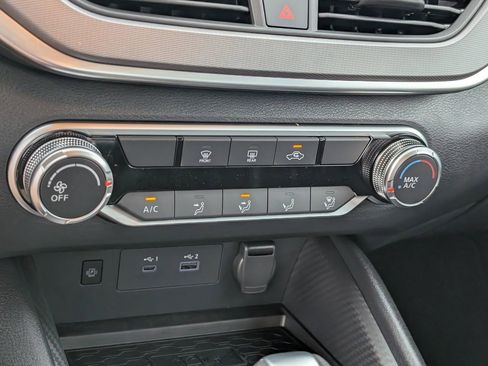 New 2026 Nissan Altima 2.5 SR FWD image 13