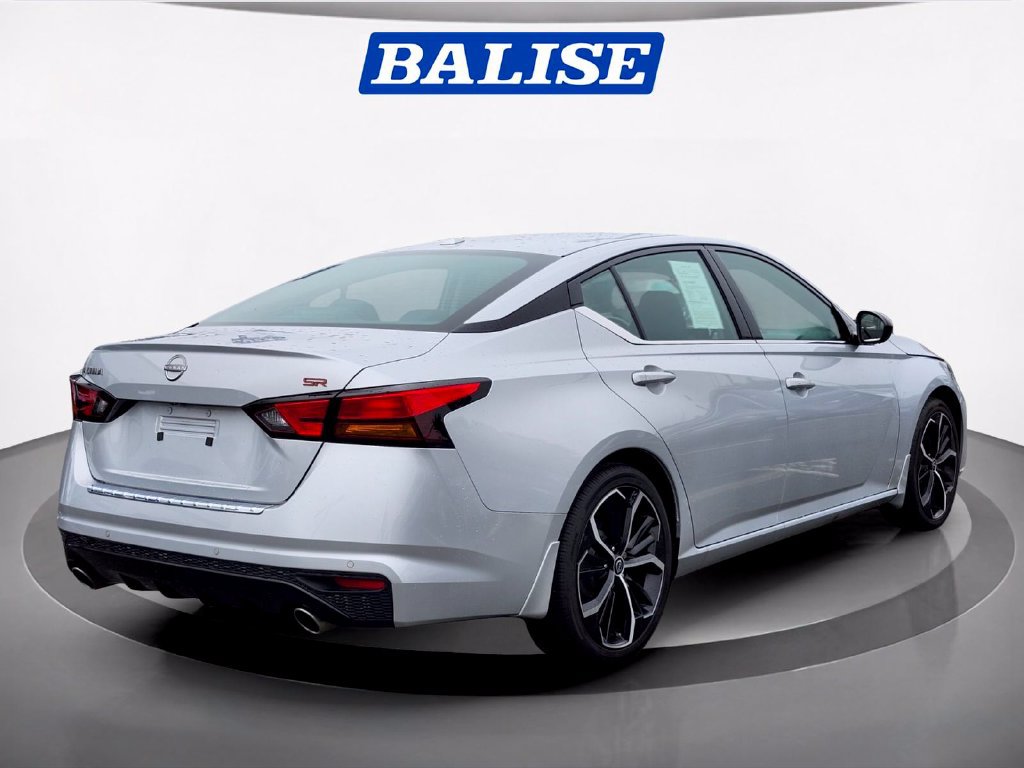 Used 2023 Nissan Altima 2.5 SR FWD image 5
