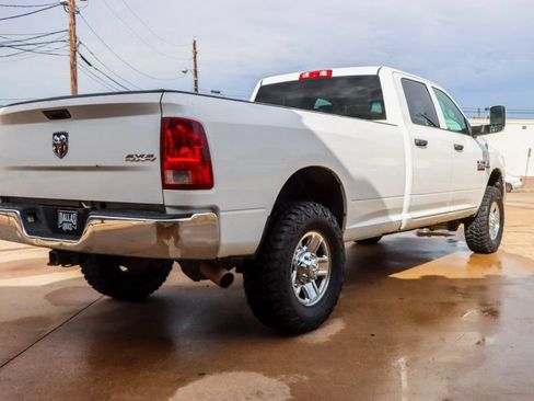 Used 2016 RAM 3500 Tradesman w/ Chrome Appearance Group AWD/4WD image 3