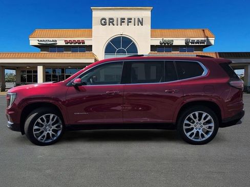 Used 2024 GMC Acadia Denali w/ Super Cruise Package image 10