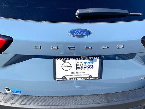 Used 2025 Ford Escape ST-Line Select AWD/4WD image 7