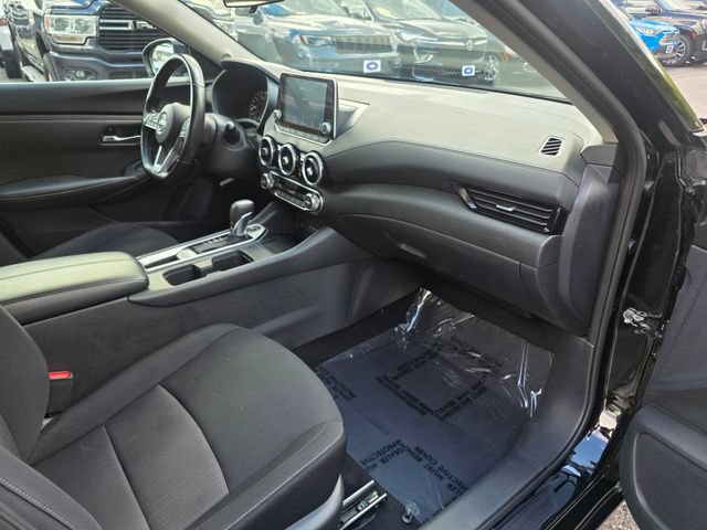 Used 2024 Nissan Sentra SV w/ All-Weather Package FWD image 9