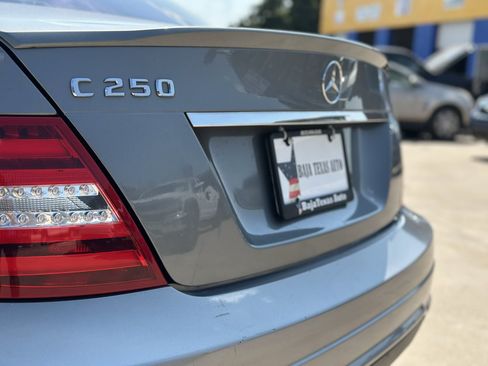 Used 2014 Mercedes-Benz C 250 Sedan image 8
