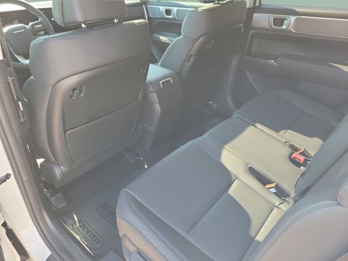 New 2026 Hyundai Santa Fe XRT AWD/4WD image 11