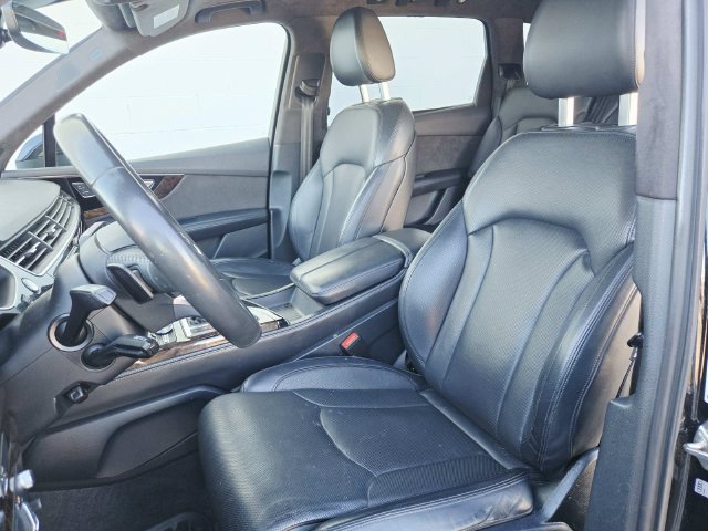 Used 2019 Audi Q7 3.0T Prestige w/ Prestige Package AWD/4WD image 9