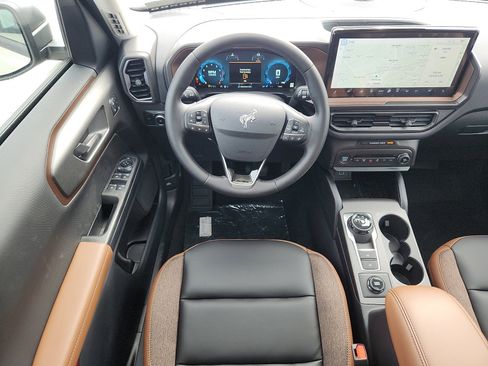 New 2025 Ford Bronco Sport Outer Banks w/ Outer Banks Tech Package+ image 7