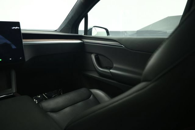 Used 2024 Tesla Model X AWD/4WD image 44