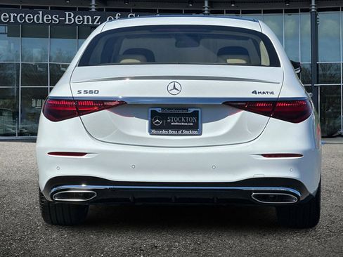 New 2025 Mercedes-Benz S 580 4MATIC Sedan image 5