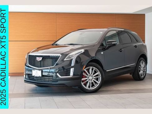Used 2025 Cadillac XT5 Sportv w/ Technology Package AWD/4WD image 1