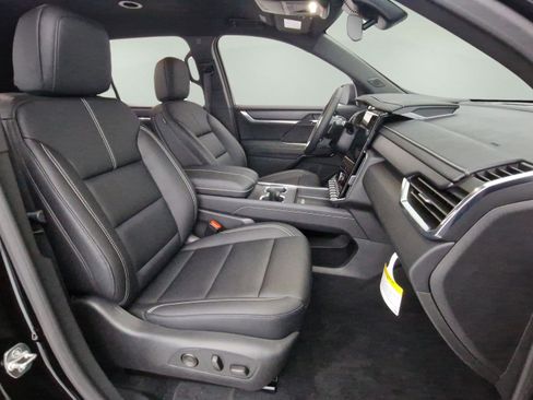 New 2025 GMC Acadia Elevation w/ Elevation Premium Package image 28