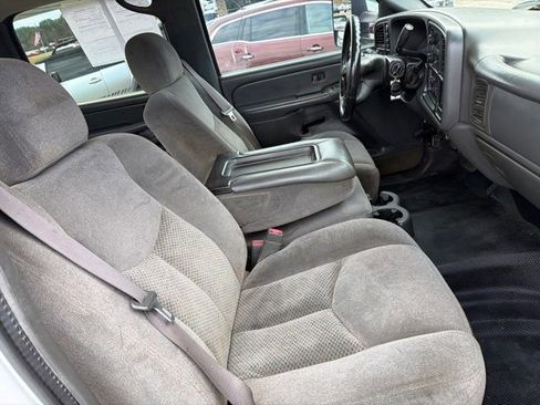 Used 2005 Chevrolet Silverado 3500 LS w/ Heavy-Duty Power Package image 12