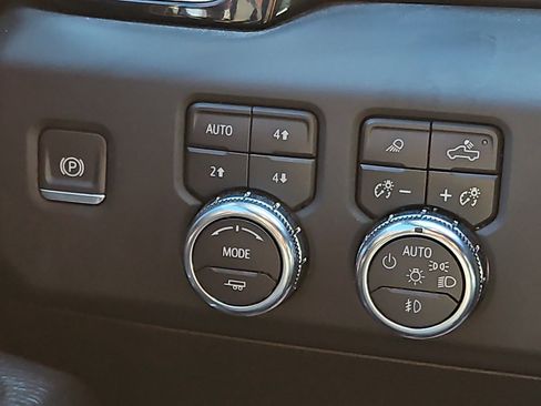 Certified 2022 GMC Sierra 1500 Denali w/ Technology Package image 26