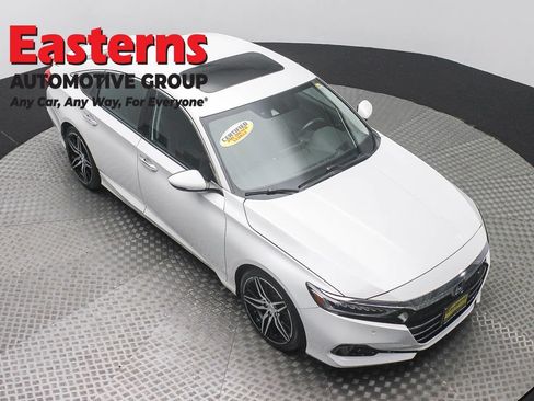Used 2025 Honda Accord SE image 3