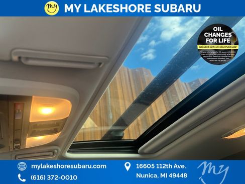 Used 2024 Subaru Crosstrek 2.0i Premium AWD/4WD image 16