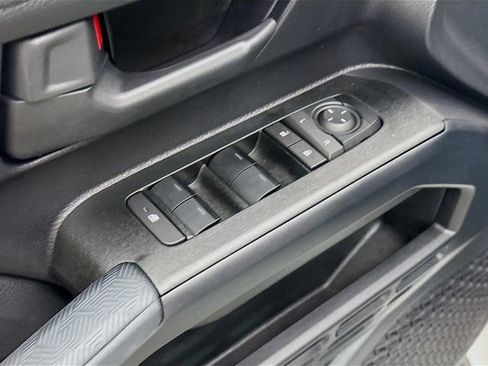 Used 2025 Toyota 4Runner TRD Off-Road image 18