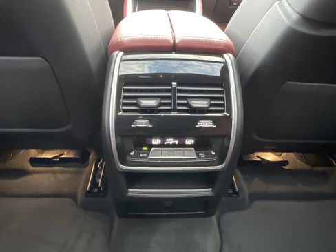 New 2026 BMW X6 xDrive40i w/ Executive Package image 25