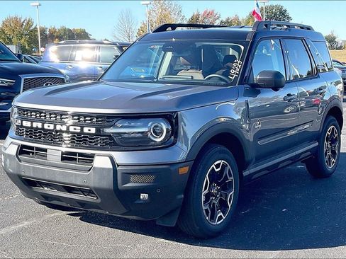New 2025 Ford Bronco Sport Outer Banks w/ Outer Banks Tech Package+ image 2