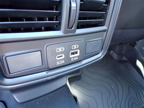 Certified 2025 Subaru Forester Premium image 16