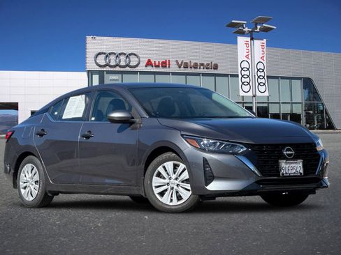 Used 2025 Nissan Sentra S image 2