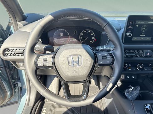Certified 2026 Honda HR-V Sport image 11