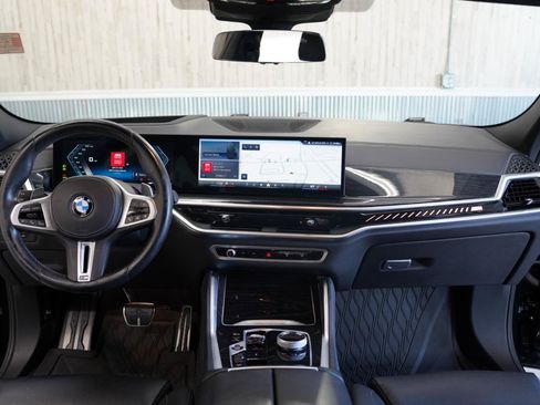 Used 2024 BMW X6 M60i AWD/4WD image 18