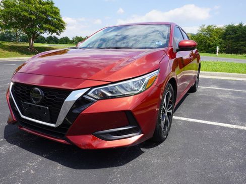 Used 2022 Nissan Sentra SV w/ All-Weather Package FWD image 5