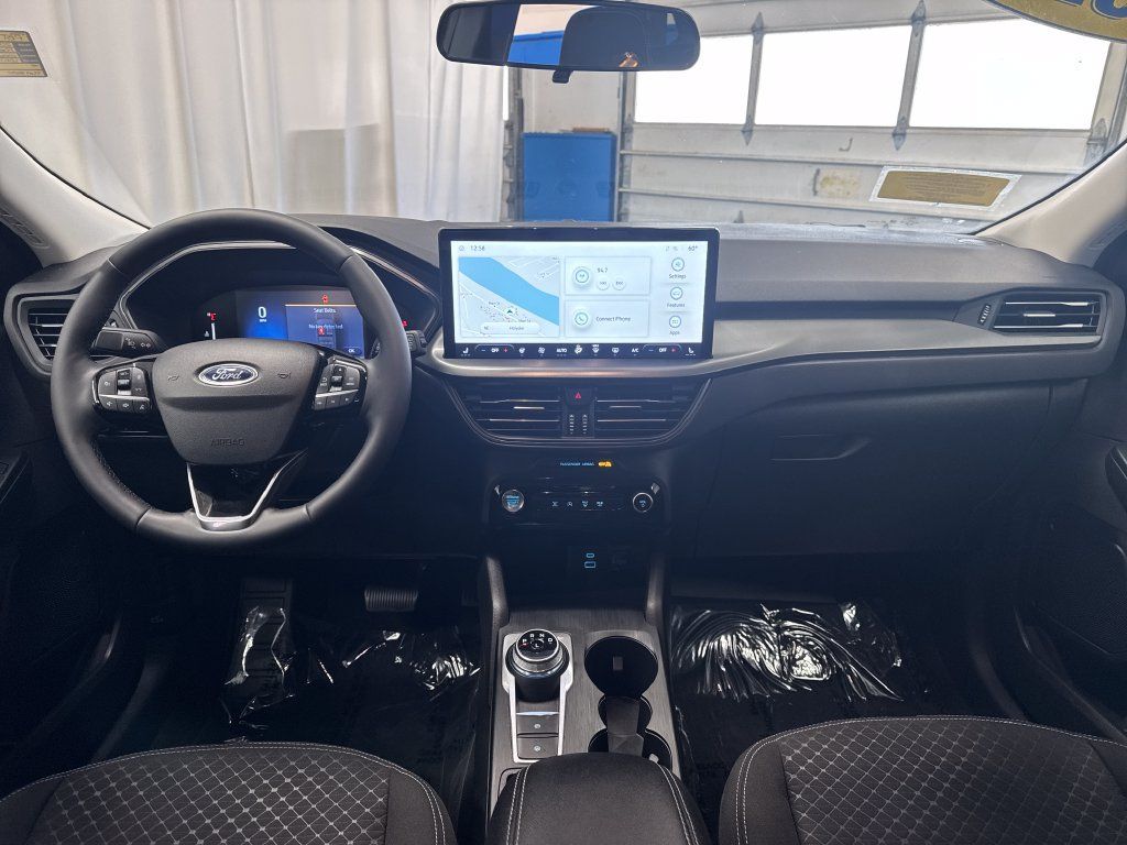 Used 2023 Ford Escape Active w/ Tech Pack #1 AWD/4WD image 14