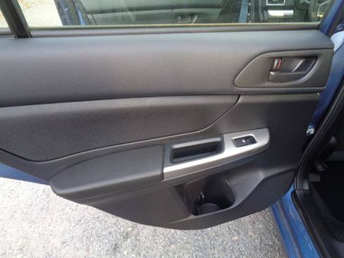 Used 2015 Subaru Impreza 2.0i AWD/4WD image 11