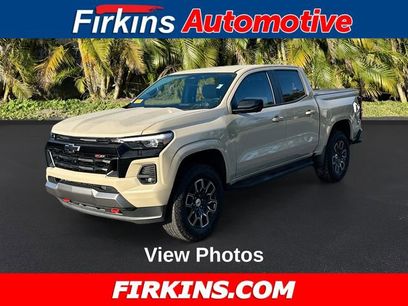Used 2024 Chevrolet Colorado Z71 w/ Z71 Convenience Package 2