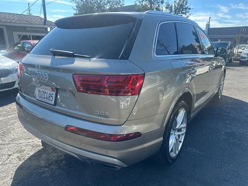 Used 2017 Audi Q7 3.0T Prestige AWD/4WD image 5