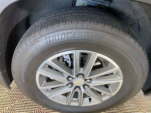Used 2023 Chevrolet Traverse LT w/ LPO, Floor Liner Package AWD/4WD image 26