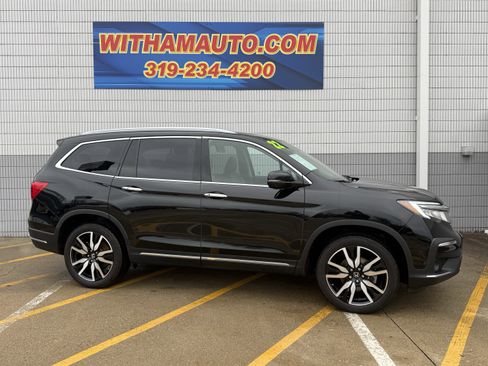 Used 2022 Honda Pilot Touring image 3