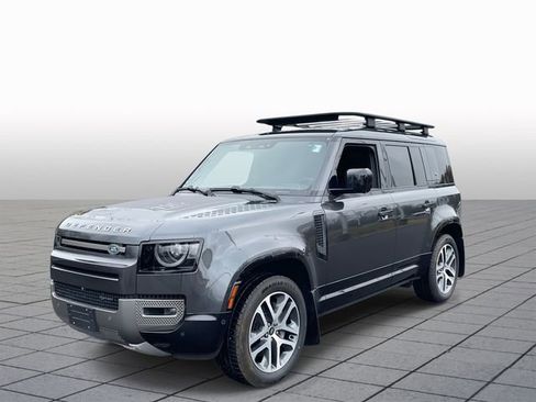 Used 2022 Land Rover Defender 110 X-Dynamic HSE image 3