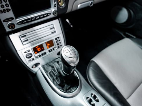 Used 2004 Porsche 911 Turbo AWD/4WD image 16