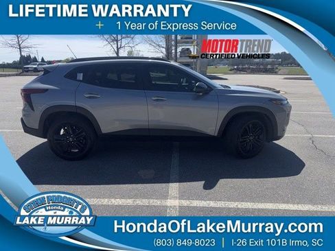 Used 2025 Chevrolet Trax ACTIV w/ Driver Confidence Package image 6