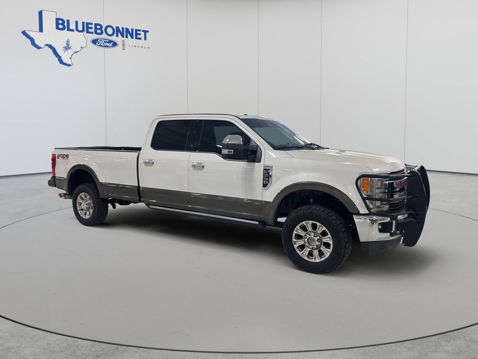 Used 2017 Ford F250 King Ranch w/ King Ranch Ultimate Package AWD/4WD image 2