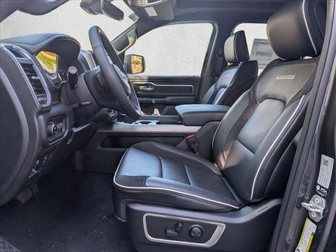 New 2026 RAM 1500 Laramie AWD/4WD image 4