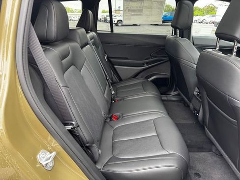 New 2026 Jeep Cherokee Overland AWD/4WD image 17