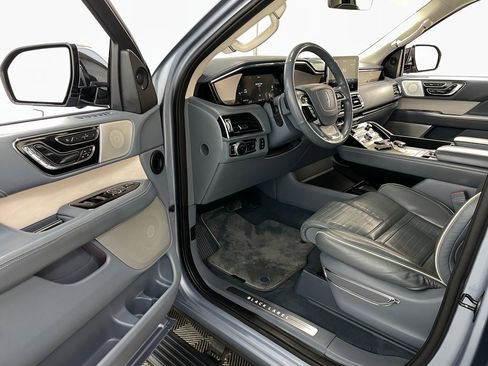 Used 2019 Lincoln Navigator Black Label image 26