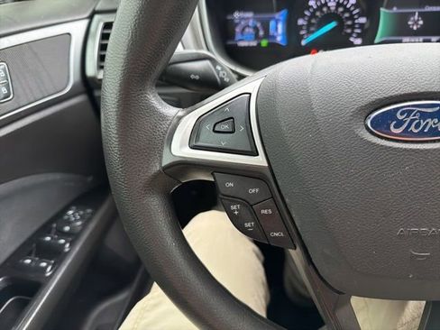 Used 2016 Ford Fusion SE image 35